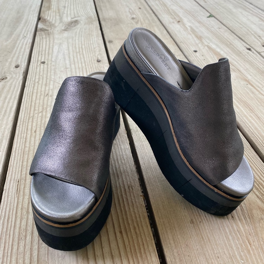 Platform sandal